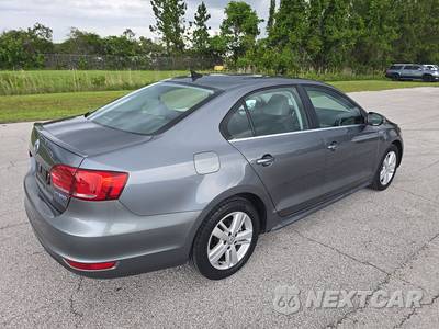 2013 Volkswagen Jetta Hybrid SEL Sedan - zdjęcie 4 z 18 - miniatura