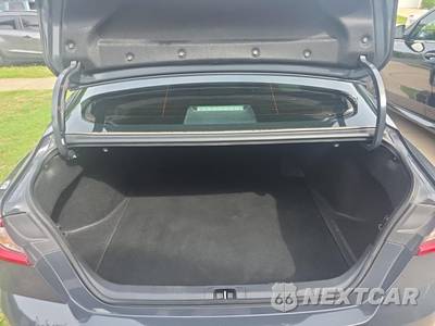 2025 Toyota Camry XLE - zdjęcie 19 z 21 - miniatura