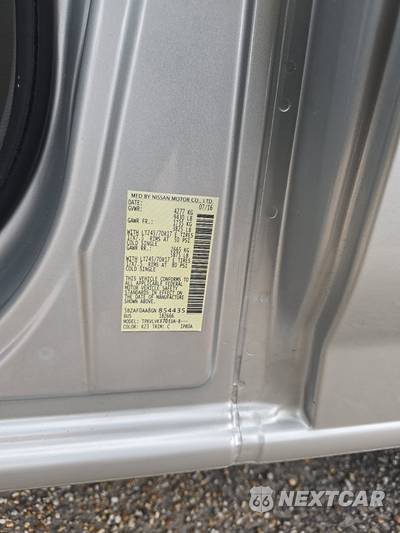 2016 Nissan NV3500 HD Passenger SL 146.1" WB - zdjęcie 13 z 25 - miniatura