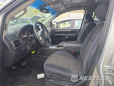 2014 Nissan Armada SV - zdjęcie 7 z 34 - miniatura