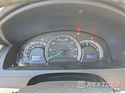 2014 Toyota Camry SE - zdjęcie 15 z 22 - miniatura