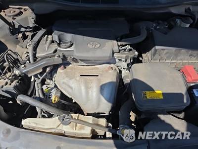 2014 Toyota Camry SE - zdjęcie 18 z 22 - miniatura