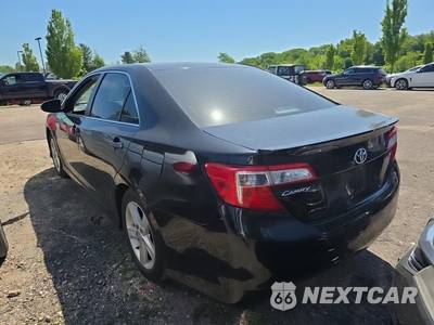 2014 Toyota Camry SE - zdjęcie 6 z 22 - miniatura