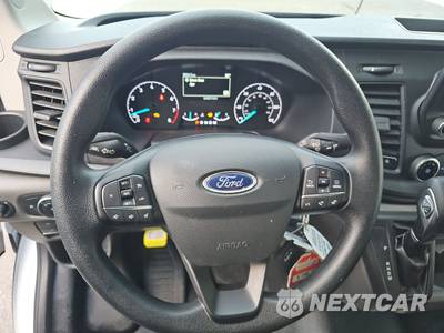 2025 Ford Transit 250 Cargo Van Low Roof 130.0" WB - zdjęcie 10 z 36 - miniatura
