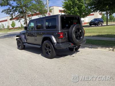2020 Jeep Wrangler Unlimited Sahara Altitude Edition - zdjęcie 7 z 20 - miniatura