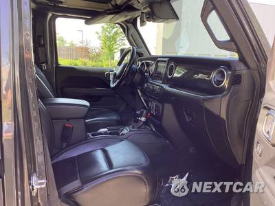 2020 Jeep Wrangler Unlimited Sahara Altitude Edition - zdjęcie 15 z 20 - miniatura