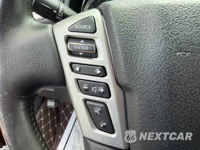 2019 Nissan TITAN SL Crew Cab Short Bed - zdjęcie 32 z 49 - miniatura