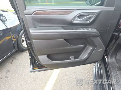 2022 Chevrolet Suburban LT 1LT - zdjęcie 9 z 30 - miniatura