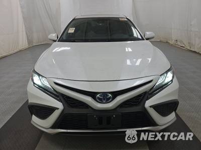 2024 Toyota Camry Hybrid XSE - zdjęcie 2 z 15 - miniatura