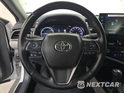 2024 Toyota Camry Hybrid XSE - zdjęcie 9 z 15 - miniatura
