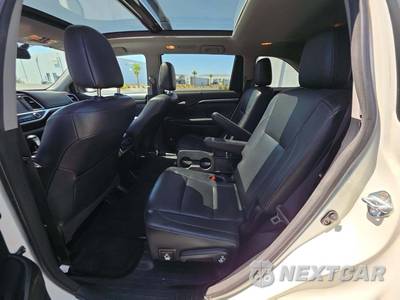 2016 Toyota Highlander Limited Platinum - zdjęcie 10 z 12 - miniatura