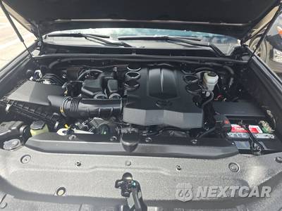 2016 Toyota 4Runner SR5 Premium - zdjęcie 16 z 27 - miniatura