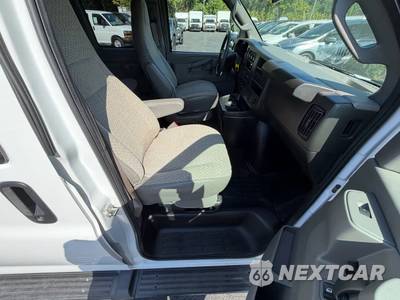 2023 Chevrolet Express 3500 Passenger Van LT 1LT 155.1" WB - zdjęcie 25 z 53 - miniatura