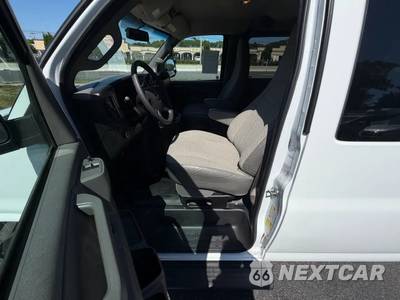 2023 Chevrolet Express 3500 Passenger Van LS 1LS 155.1" WB - zdjęcie 16 z 49 - miniatura