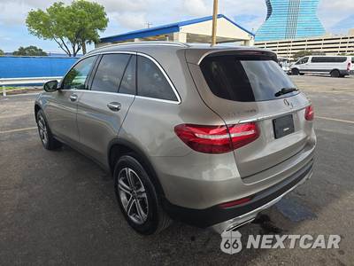 2019 Mercedes-Benz GLC 300 4MATIC - zdjęcie 6 z 27 - miniatura