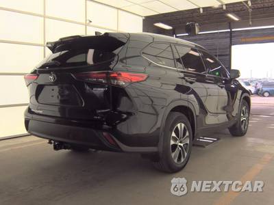 2022 Toyota Highlander Hybrid XLE - zdjęcie 4 z 27 - miniatura