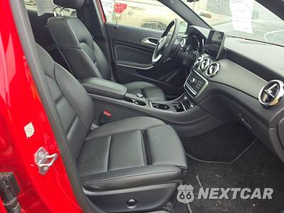 2019 Mercedes-Benz GLA 250 4MATIC - zdjęcie 8 z 17 - miniatura