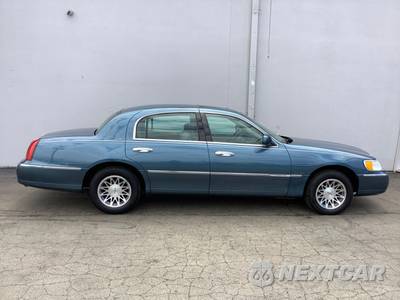 2002 Lincoln Town Car Signature - zdjęcie 7 z 47 - miniatura