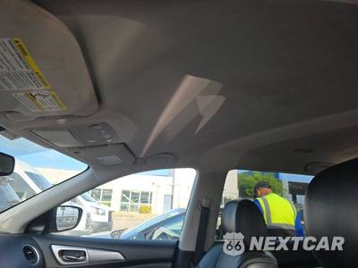 2018 Nissan Pathfinder SL - zdjęcie 19 z 24 - miniatura
