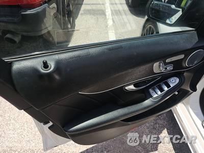 2020 Mercedes-Benz C 300 Sedan - zdjęcie 9 z 21 - miniatura