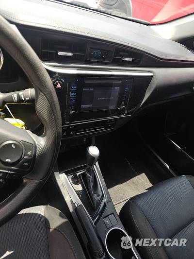 2018 Toyota Corolla LE Sedan - zdjęcie 11 z 24 - miniatura