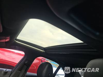 2018 Mercedes-Benz C 300 Sedan - zdjęcie 18 z 19 - miniatura