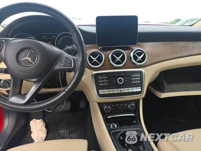 2019 Mercedes-Benz GLA 250 4MATIC - zdjęcie 11 z 30 - miniatura