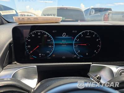 2023 Mercedes-Benz GLB 250 4MATIC - zdjęcie 12 z 24 - miniatura