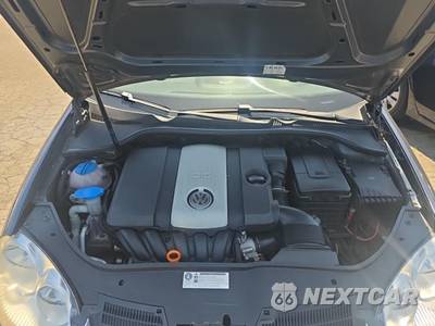 2009 Volkswagen Jetta Sedan S - zdjęcie 18 z 21 - miniatura
