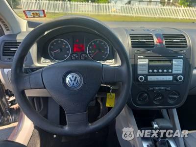 2009 Volkswagen Jetta Sedan S - zdjęcie 14 z 21 - miniatura
