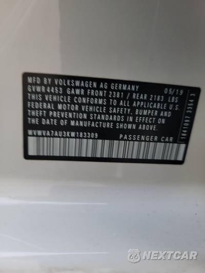 2019 Volkswagen Golf R Hatchback w/DCC & Navigation - zdjęcie 14 z 30 - miniatura