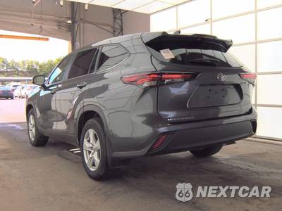 2024 Toyota Highlander LE - zdjęcie 6 z 23 - miniatura