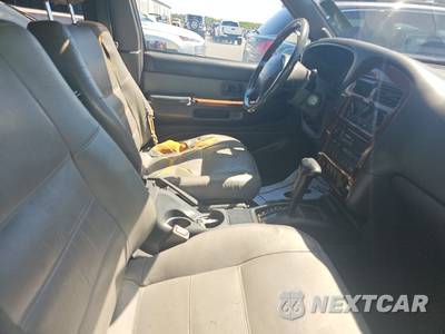 1996 Nissan Pathfinder LE - zdjęcie 8 z 36 - miniatura