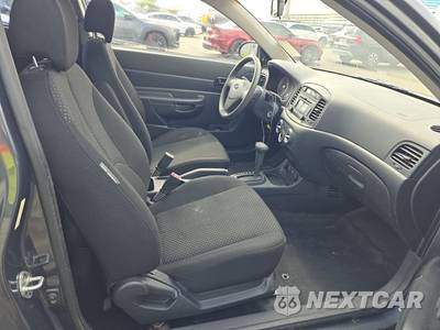 2009 Hyundai Accent GS Hatchback - zdjęcie 8 z 18 - miniatura
