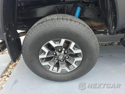 2021 Toyota Tacoma TRD Off-Road Crew Cab Medium Bed - zdjęcie 10 z 35 - miniatura