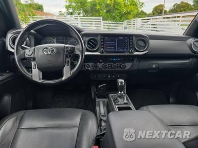 2021 Toyota Tacoma TRD Off-Road Crew Cab Medium Bed - zdjęcie 14 z 35 - miniatura