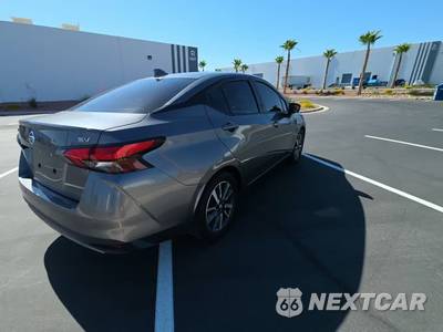 2021 Nissan Versa SV - zdjęcie 4 z 11 - miniatura