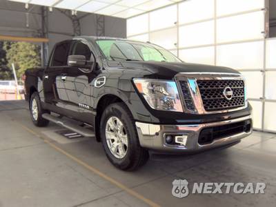 2017 Nissan TITAN SV Crew Cab Short Bed - zdjęcie 3 z 20 - miniatura