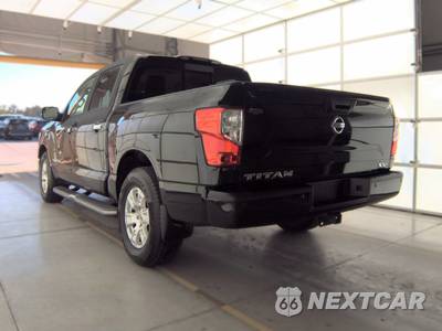 2017 Nissan TITAN SV Crew Cab Short Bed - zdjęcie 6 z 20 - miniatura