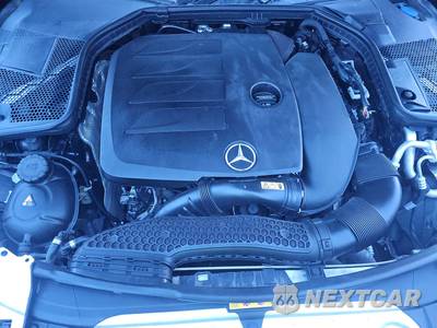 2021 Mercedes-Benz C 300 Sedan - zdjęcie 15 z 19 - miniatura