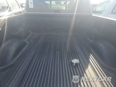 2019 Nissan TITAN S Extended Cab Medium Bed - zdjęcie 16 z 19 - miniatura