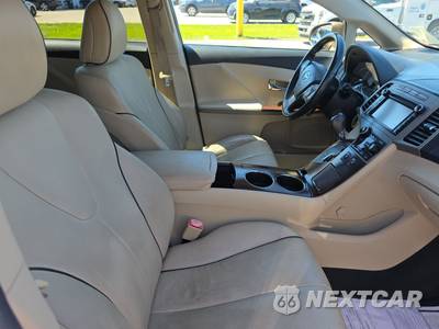 2013 Toyota Venza XLE - zdjęcie 8 z 32 - miniatura