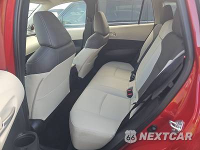 2024 Toyota Corolla Cross XLE - zdjęcie 13 z 18 - miniatura