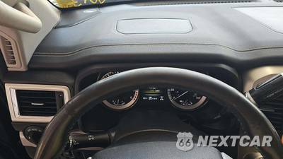2017 Nissan TITAN PRO-4X Crew Cab Short Bed - zdjęcie 18 z 36 - miniatura