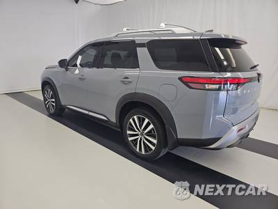 2022 Nissan Pathfinder Platinum - zdjęcie 6 z 19 - miniatura