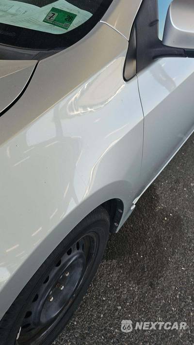 2014 Toyota Corolla LE - zdjęcie 28 z 30 - miniatura