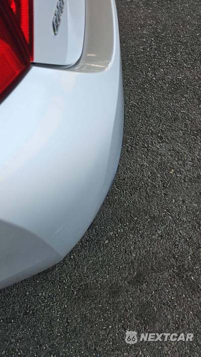 2014 Toyota Corolla LE - zdjęcie 29 z 30 - miniatura