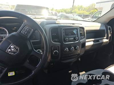 2018 Ram 1500 Express Extended Cab Medium Bed - zdjęcie 11 z 25 - miniatura