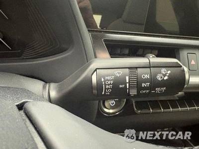 2023 Lexus UX 250h - zdjęcie 19 z 36 - miniatura