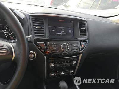 2018 Nissan Pathfinder S - zdjęcie 11 z 40 - miniatura